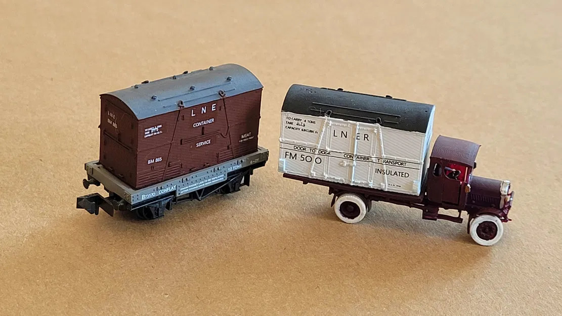 OIT – Container chở thịt LNER (1:148) - Image 1