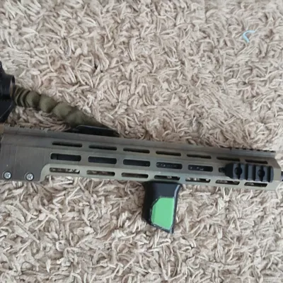 (AIRSOFT) Bộ sưu tập ốp tay (Hand guard) cho AR-15/MK18