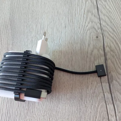 Bộ Quản Lý Dây Sạc MacBook 70W (Dành cho MacBook Pro)