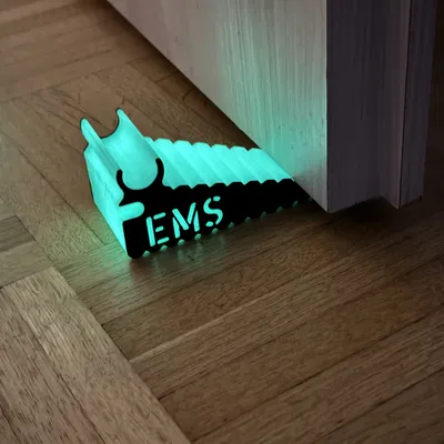 "TAC-WEDGE" - Nêm chặn cửa đa năng dành cho lực lượng cứu hộ