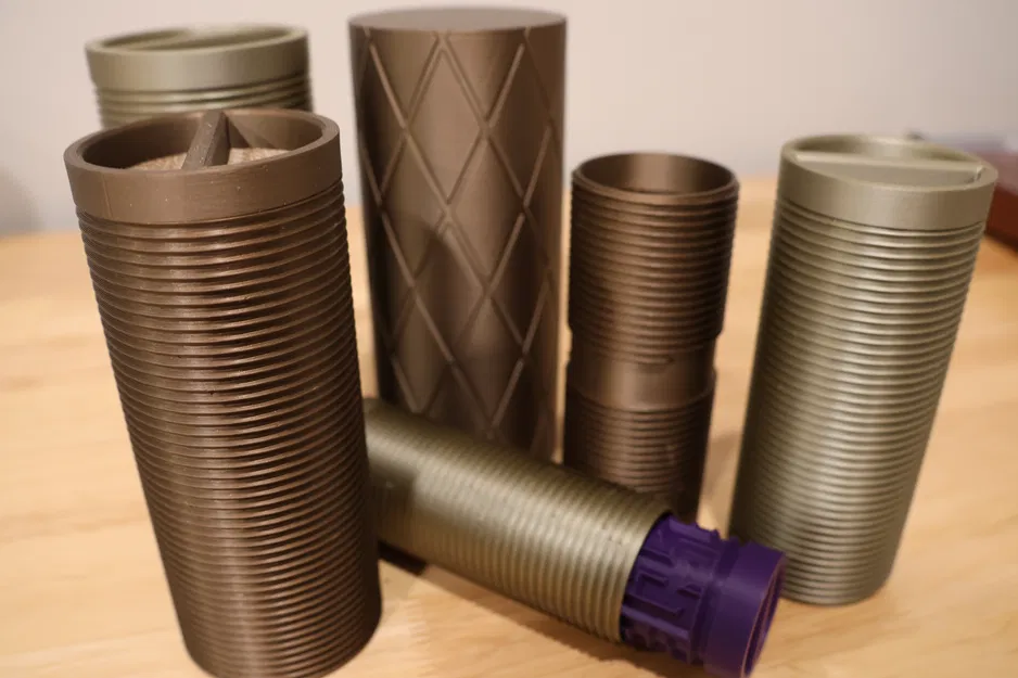 Ống Đựng Quà Siêu Gây Ức Chế (Crazy Annoying Gift Tube) - Image 5