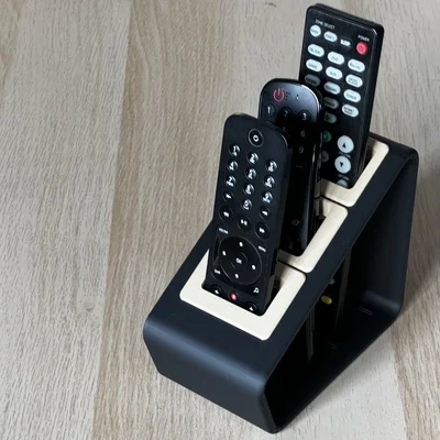 Giá đựng remote có kèm miếng lót (Remote holder with inserts)
