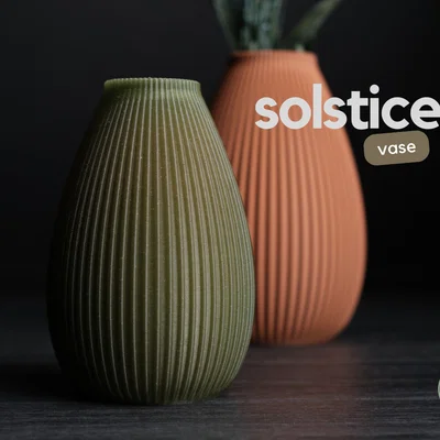 Bình hoa Solstice · Thiết kế bình hoa tối giản