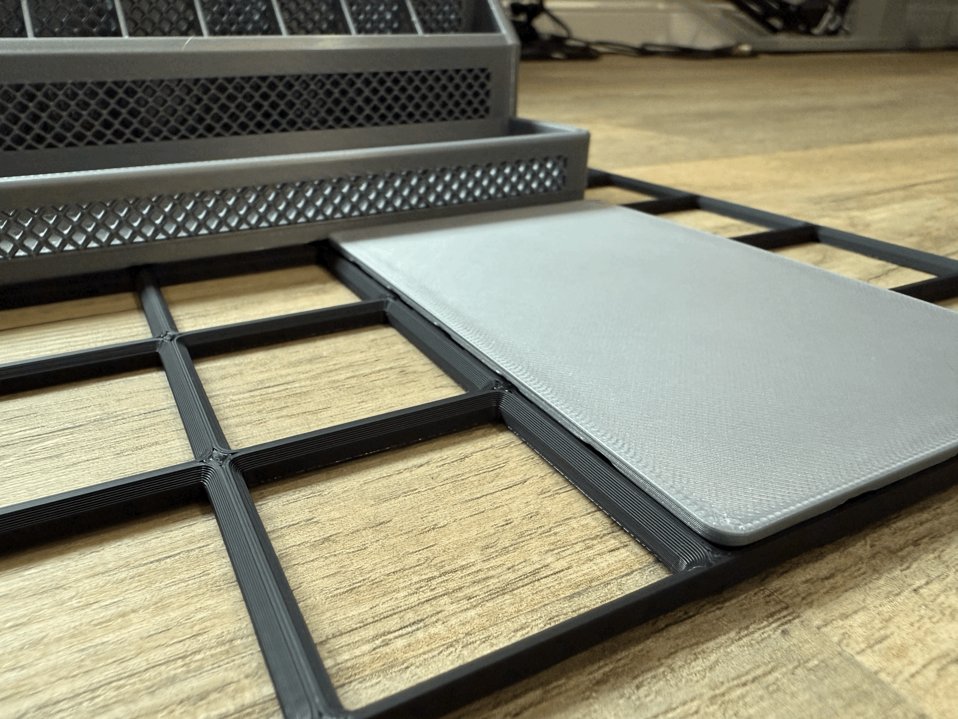 Gridfinity Flat Surfaces - Bề mặt phẳng có lỗ nam châm