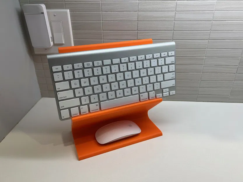 Đế kê iPad để làm việc - Image 2