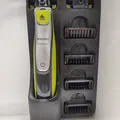 Giá treo tường cho máy cạo râu Phillips OneBlade - Thumbnail 5