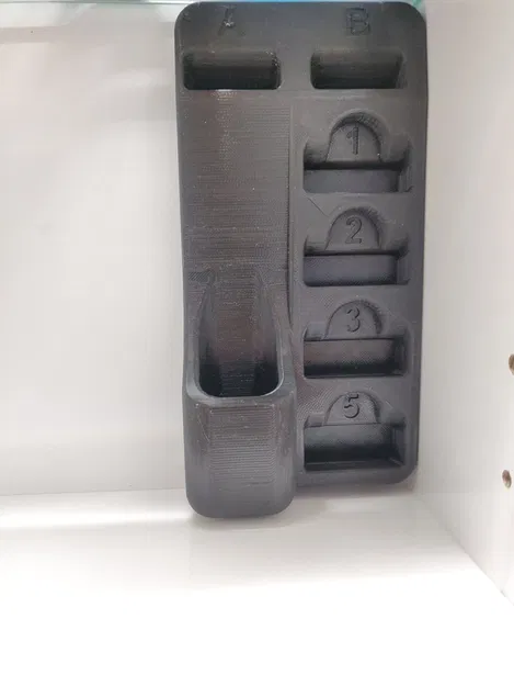 Giá treo tường cho máy cạo râu Phillips OneBlade - Image 6