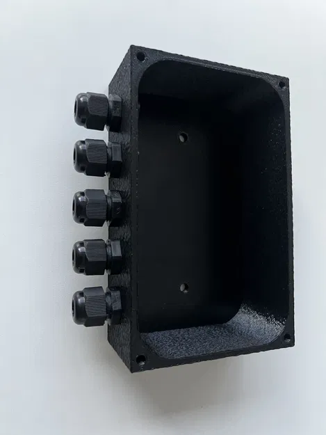 Hộp Kỹ Thuật (Junction Box) 5 Lỗ Chờ Tiện Lợi Cho Dự Án Điện - Image 1