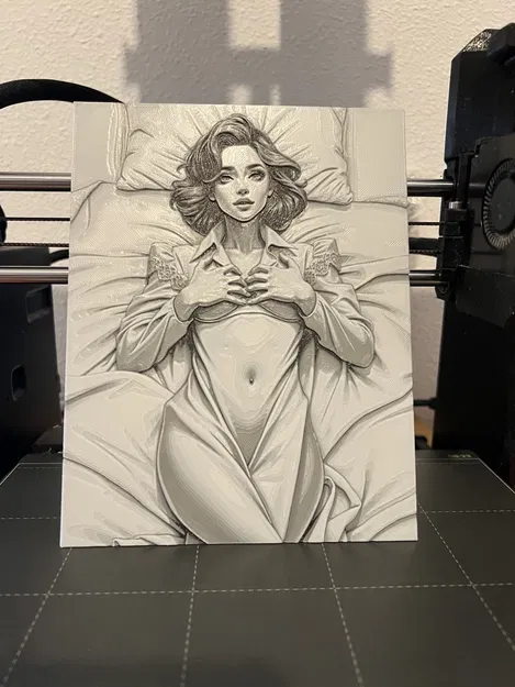 Mô hình người phụ nữ thư thái trên giường - Image 3