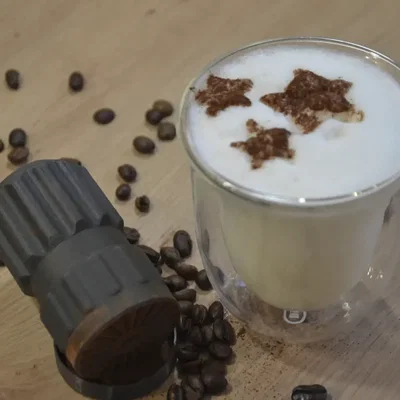 Dụng cụ rắc bột trang trí cà phê (Coffee Stencil Dispenser)