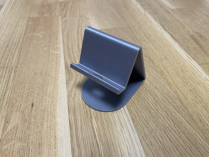 Đế giữ điện thoại và máy tính bảng có hỗ trợ sạc cáp - Image 3