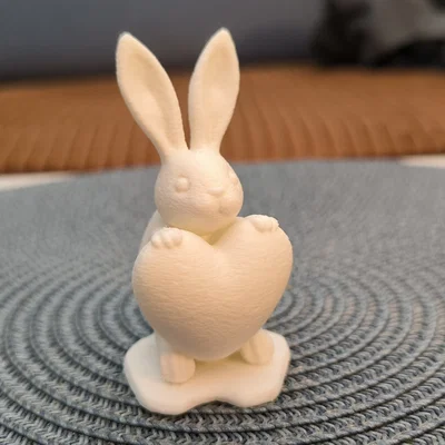 Mô hình 3D chú thỏ ôm trái tim trang trí Lễ Phục Sinh xinh xắn