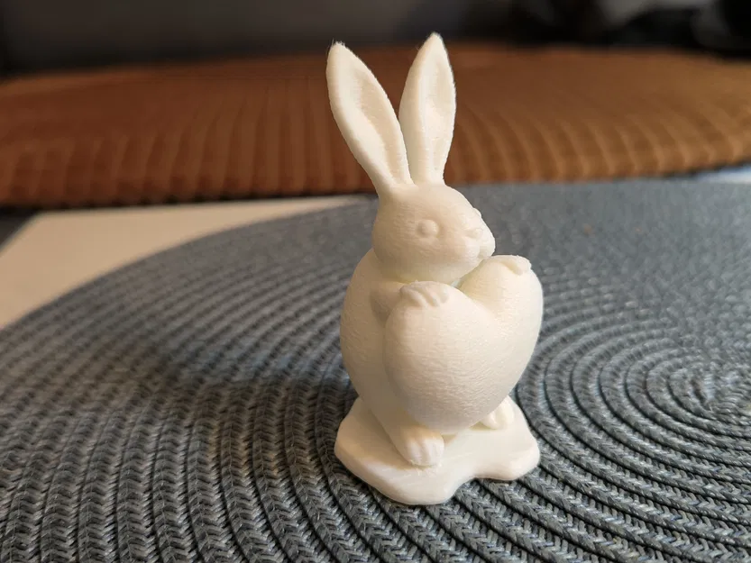 Mô hình 3D chú thỏ ôm trái tim trang trí Lễ Phục Sinh xinh xắn - Image 3