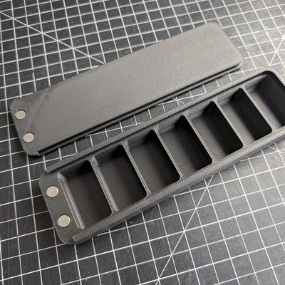 Hộp đựng thuốc 7 ngày (Pill box) tiện lợi, có nam châm giữ nắp