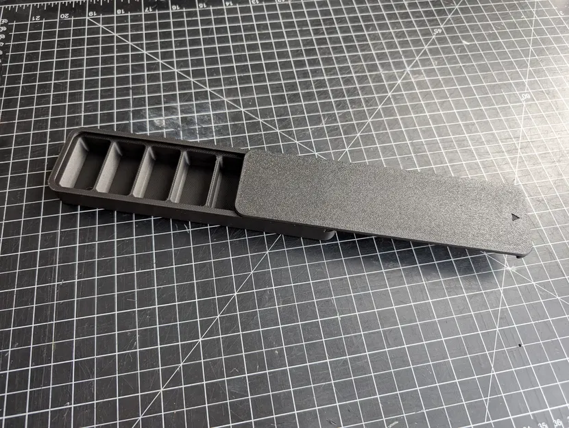 Hộp đựng thuốc 7 ngày (Pill box) tiện lợi, có nam châm giữ nắp - Image 3