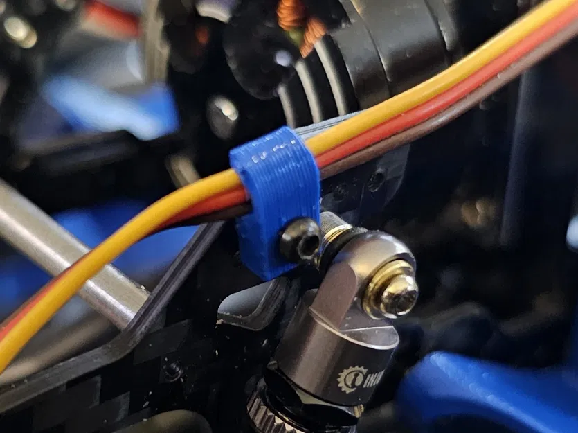 Kẹp giữ dây cáp 3 dây cho xe RC SCX24 - Image 1