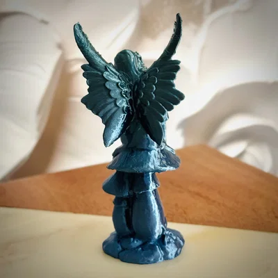 Mô hình Nàng tiên ngồi trên nấm (Fairy Sitting on Mushrooms)