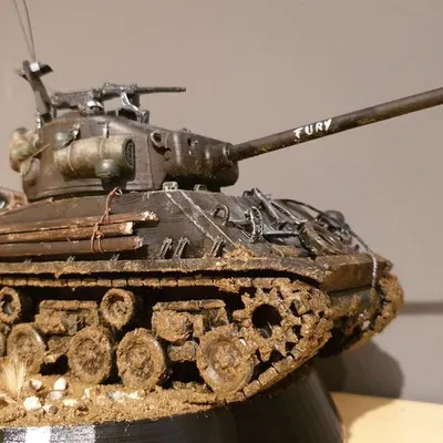 Mô hình xe tăng Fury (tỉ lệ khoảng 1:30)