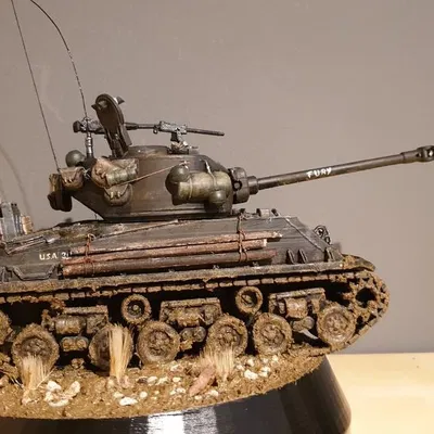 Mô hình xe tăng Fury (tỉ lệ khoảng 1:30)