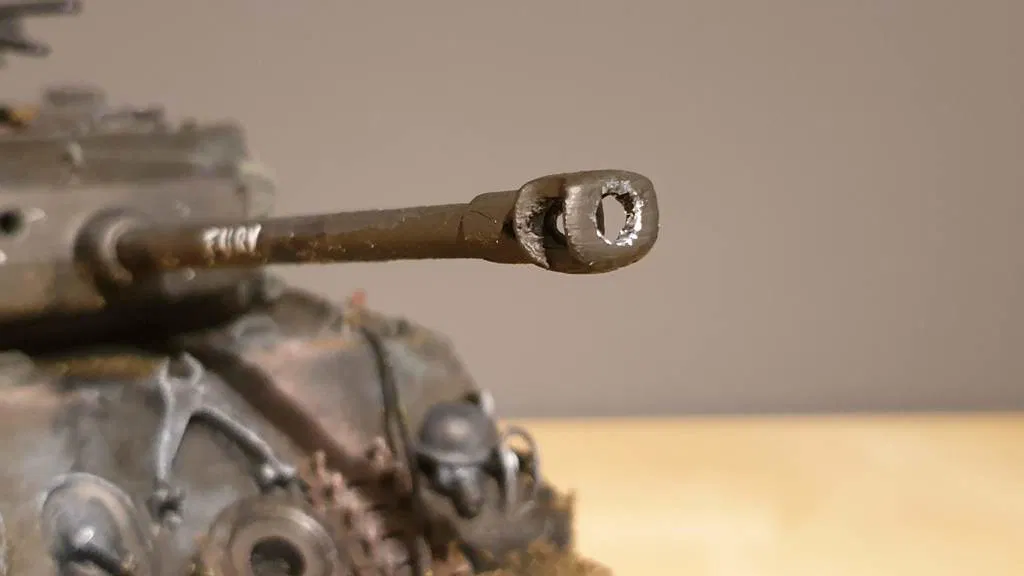 Mô hình xe tăng Fury (tỉ lệ khoảng 1:30) - Image 11