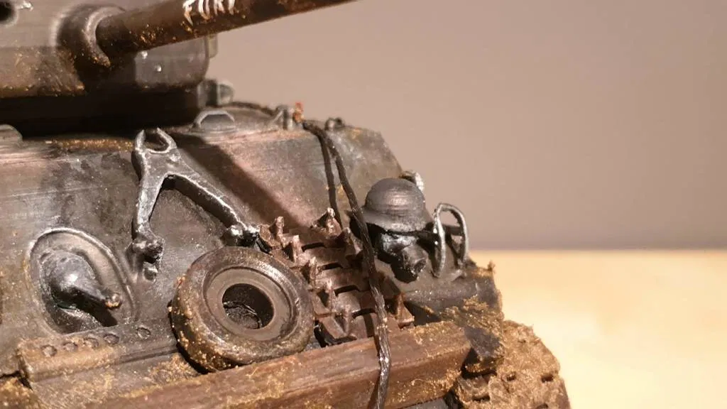 Mô hình xe tăng Fury (tỉ lệ khoảng 1:30) - Image 14