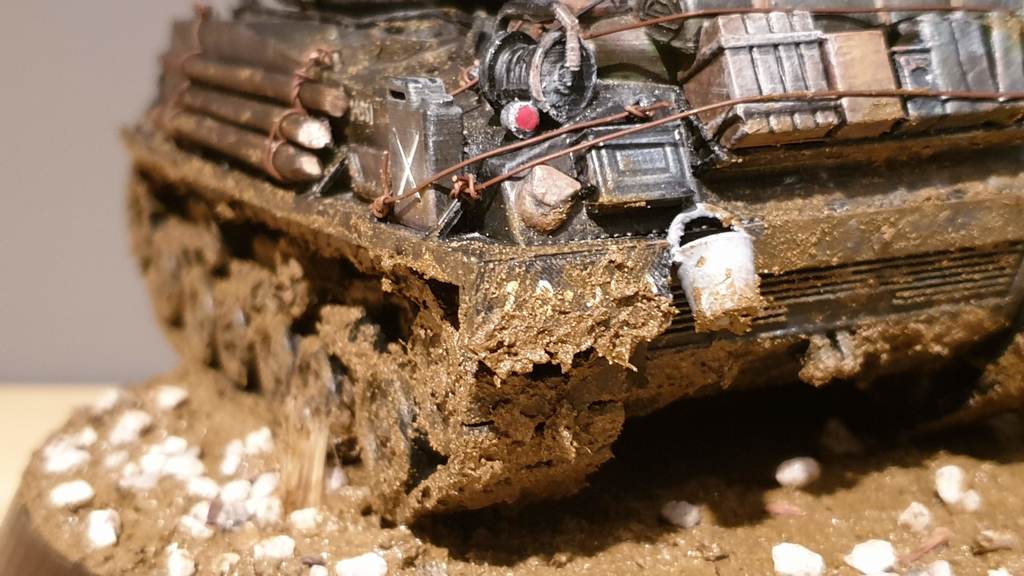 Mô hình xe tăng Fury (tỉ lệ khoảng 1:30) - Image 16