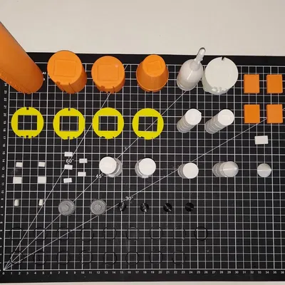 Mô hình tên lửa SLS Block 1 (Tỷ lệ 1:200)