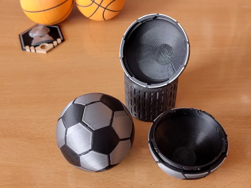 Hộp đựng hình quả bóng đá (soccer ball box) - Image 1