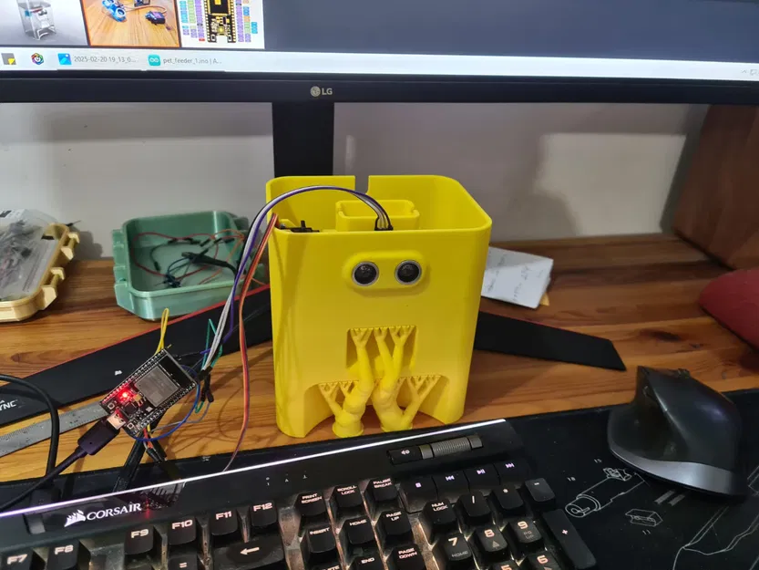 Máy cho thú cưng ăn tự động The CHONK feeder - Image 15