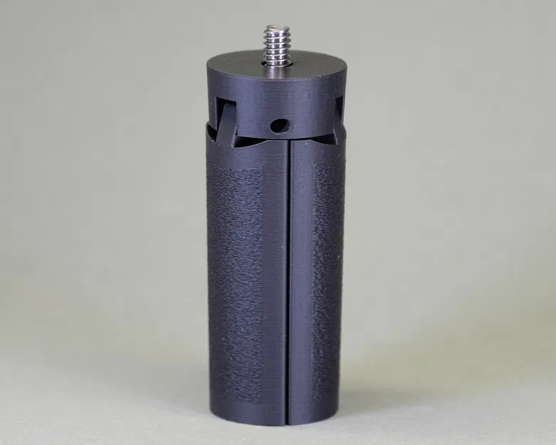 The Ultimate Mini Tripod - Chân máy ảnh bỏ túi siêu bền - Image 1