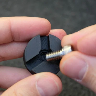 The Ultimate Mini Tripod - Chân máy ảnh bỏ túi siêu bền