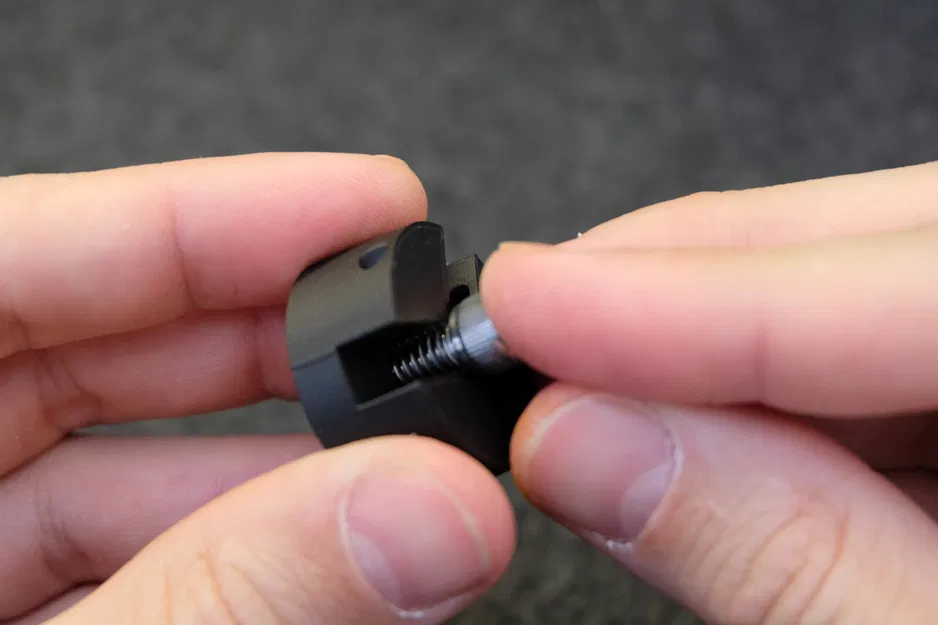 The Ultimate Mini Tripod - Chân máy ảnh bỏ túi siêu bền - Image 4