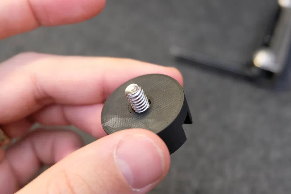 The Ultimate Mini Tripod - Chân máy ảnh bỏ túi siêu bền - Image 7