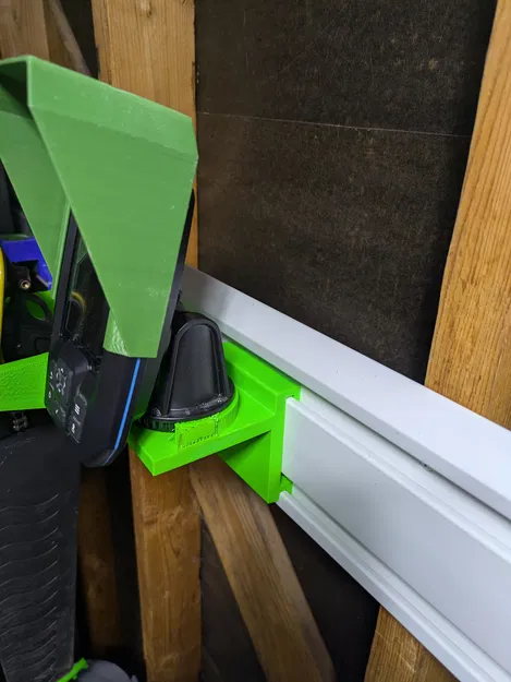 Mái che chống chói cho máy dò cá Garmin Striker 4 Plus - Image 2