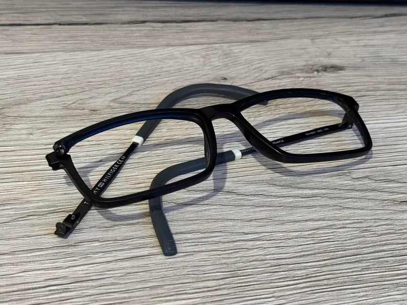 Gọng kính SAFILO Tommy Hilfiger TH1831 in 3D - Image 4