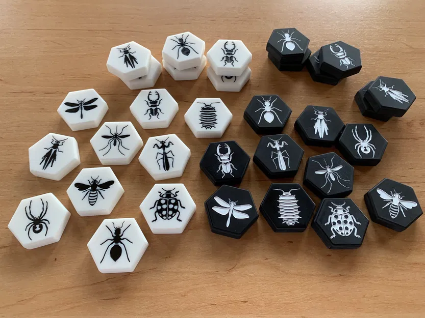 HIVE EXTREME: Bộ bàn cờ kèm hộp đựng - Image 3