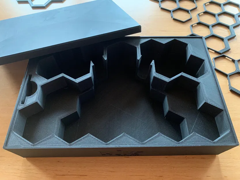 HIVE EXTREME: Bộ bàn cờ kèm hộp đựng - Image 12