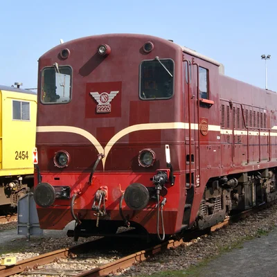 Mô hình đầu máy Diesel NS 2200-2300 - Tỉ lệ 1:32 (Track 45mm)