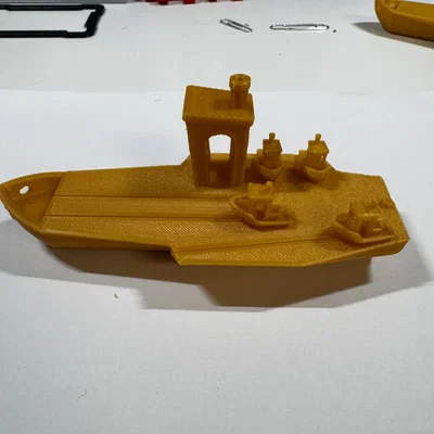 Mô hình in 3D tàu sân bay Nimitz Class Benchy ấn tượng