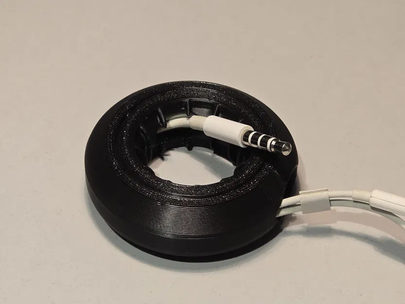 Dụng cụ cuộn/gọn dây tai nghe thế hệ mới (In-place, nhiều kích thước) - Image 1