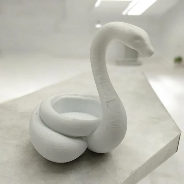 Chậu hoa hình rắn – Bình hoa độc đáo & Vật phẩm trang trí - Image 2