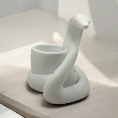 Chậu hoa hình con rắn – Ý tưởng quà tặng tuyệt vời