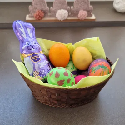 Mô hình 3D giỏ đựng trứng Phục Sinh đan thủ công xinh xắn