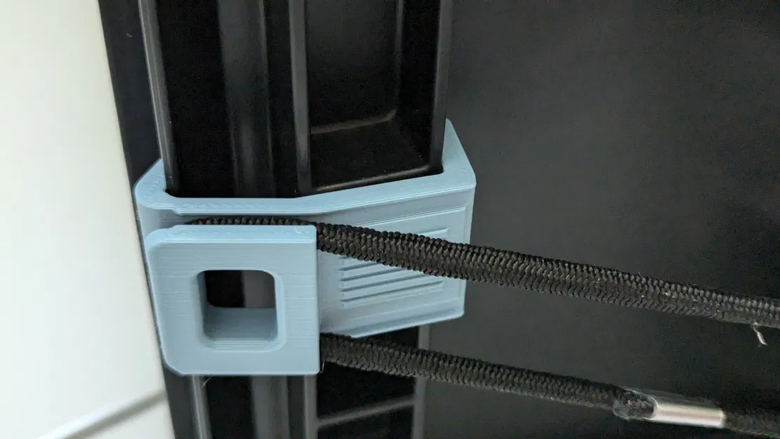 Kẹp gắn dây bungee cho thùng Auer Eurobox và nhà vệ sinh Trobolo - Image 1