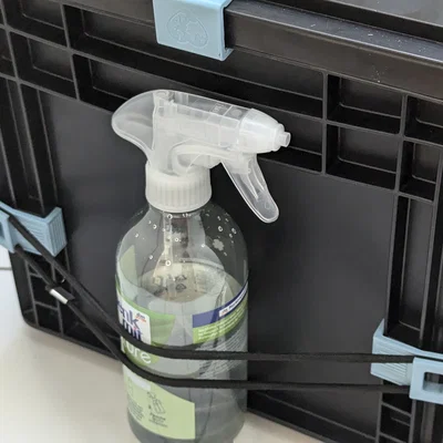 Kẹp gắn dây bungee cho thùng Auer Eurobox và nhà vệ sinh Trobolo