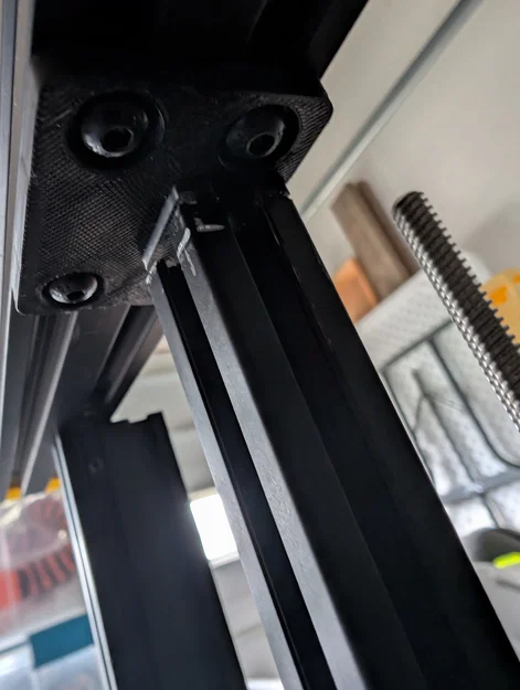 Ngàm gắn trục Z mở rộng cho khung nhôm 4040 (Duender Top Z Mount) - Image 1