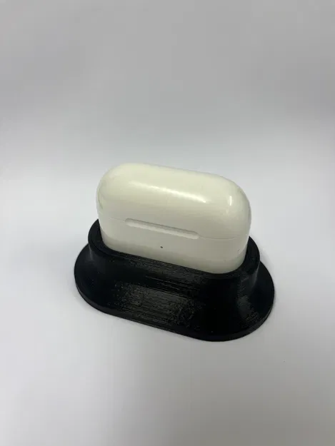 Đế giữ AirPods 3 thiết kế tối giản, gọn gàng cho bàn làm việc - Image 1