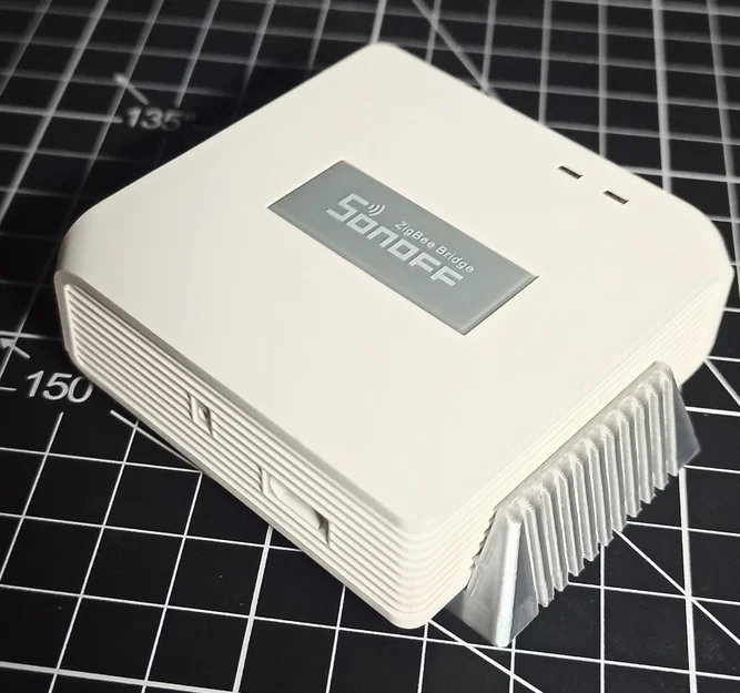 Giá treo tường cho thiết bị Sonoff Bridge RF/Zigbee - Image 1