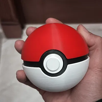 Mô hình Pokeball kích thước thật (Life Sized)