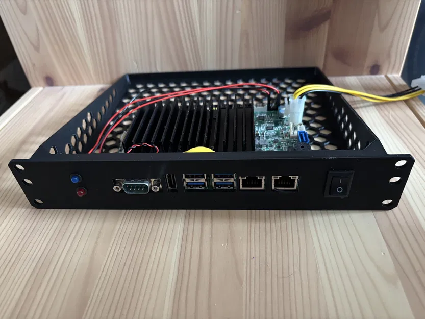 Khung kệ 10 inch cho bo mạch công nghiệp AXIOMTEK CAPA311/312 - Image 1